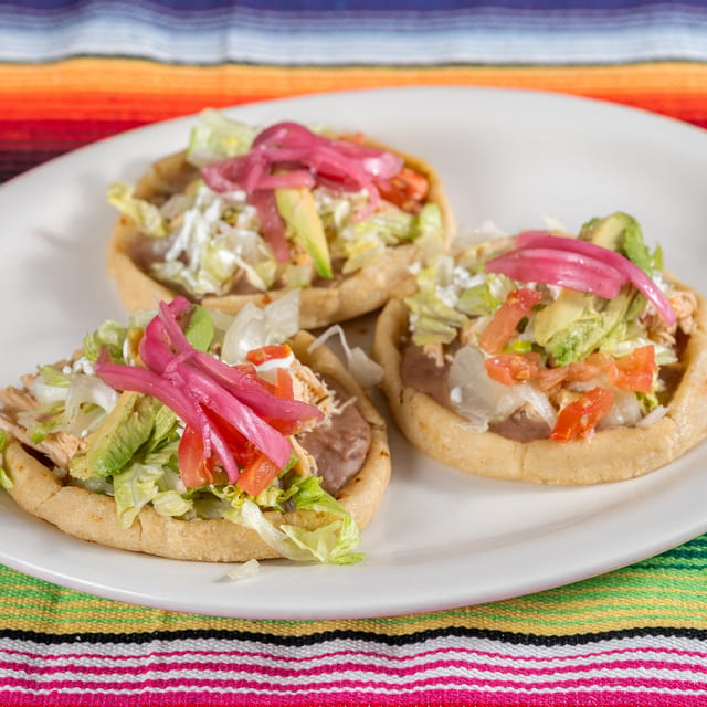 Sopes.