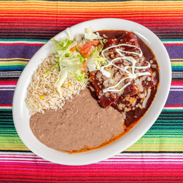 Enchiladas De Mole.